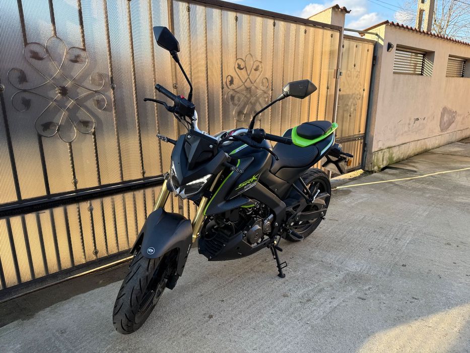 QJ Motor SRK 125 S/2025/A1/3964 km/Adusa recent