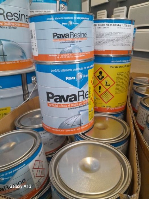 високо качествена епоксидна смола 10.кг закупена от германия