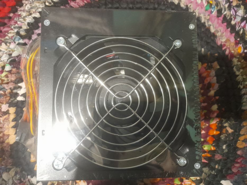 Продаются блок питания для пк картридж для принтера  HDMI кабель 20 м