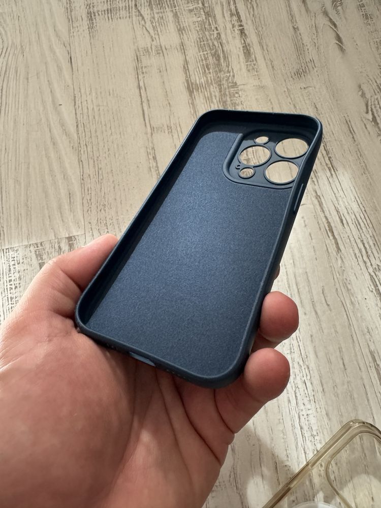 Huse iPhone 15 Pro