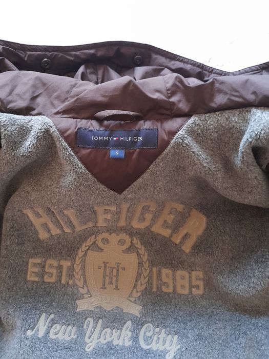 Tommy Hilfiger мъжко зимно яке S размер.