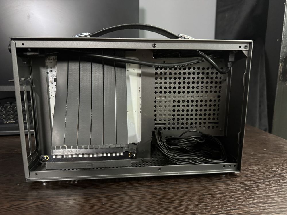 Пк игровой формат ITX 7800x3d без видеокарты