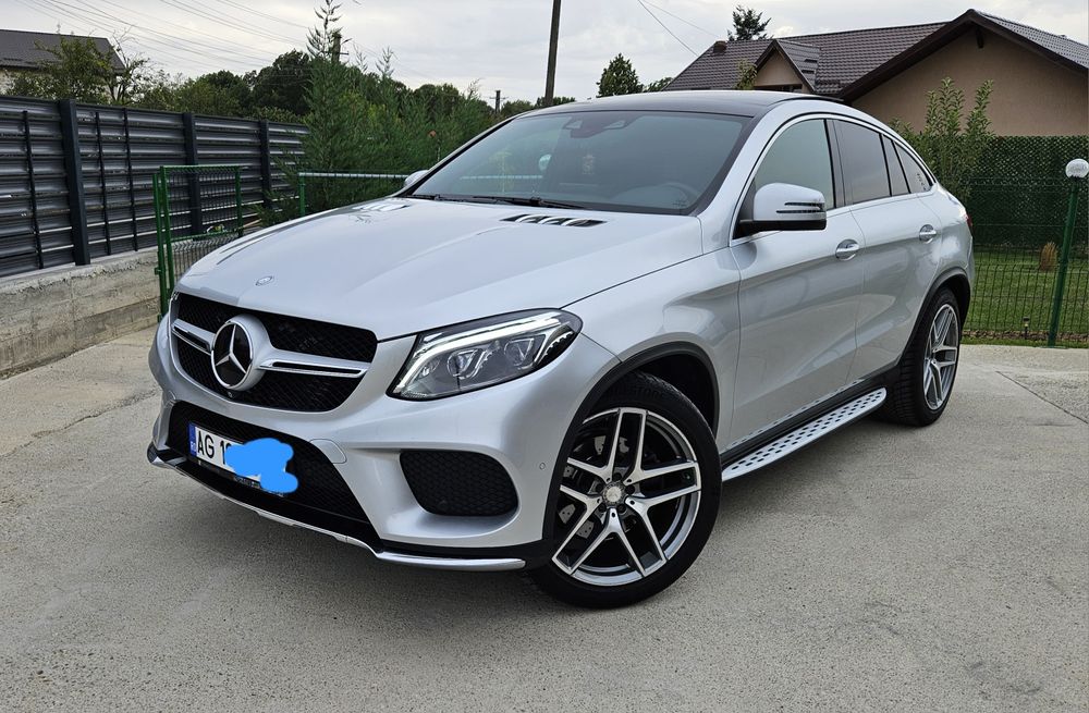 MERCEDES-BENZ GLE 350 / Paket AMG  / Panoramic  /