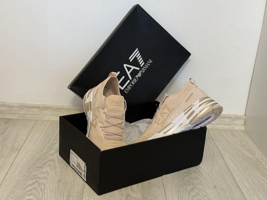 Adidasi dama Emporio armani