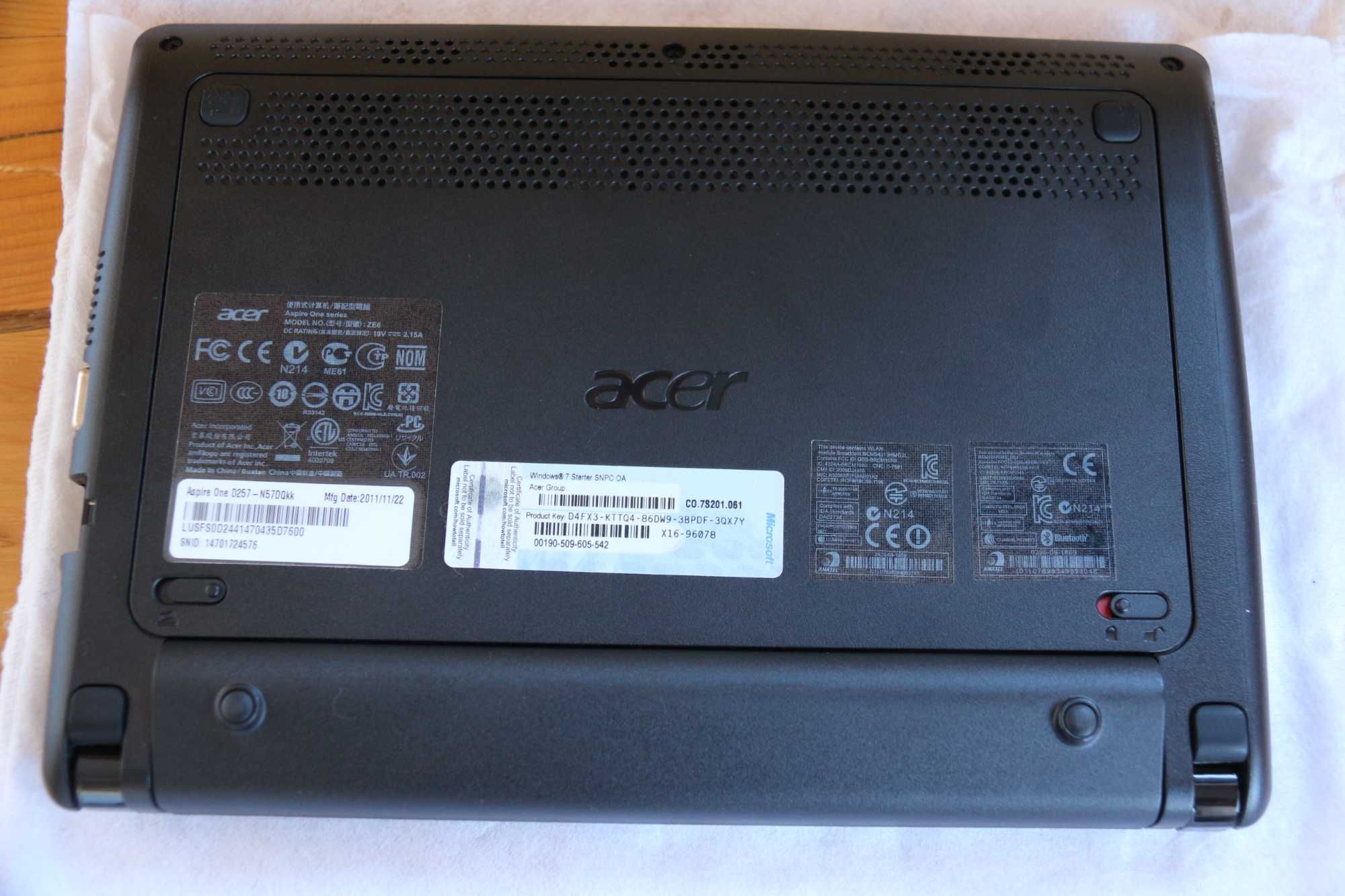 pc ACER Aspire One D257