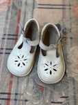 Pantofi albi piele 22