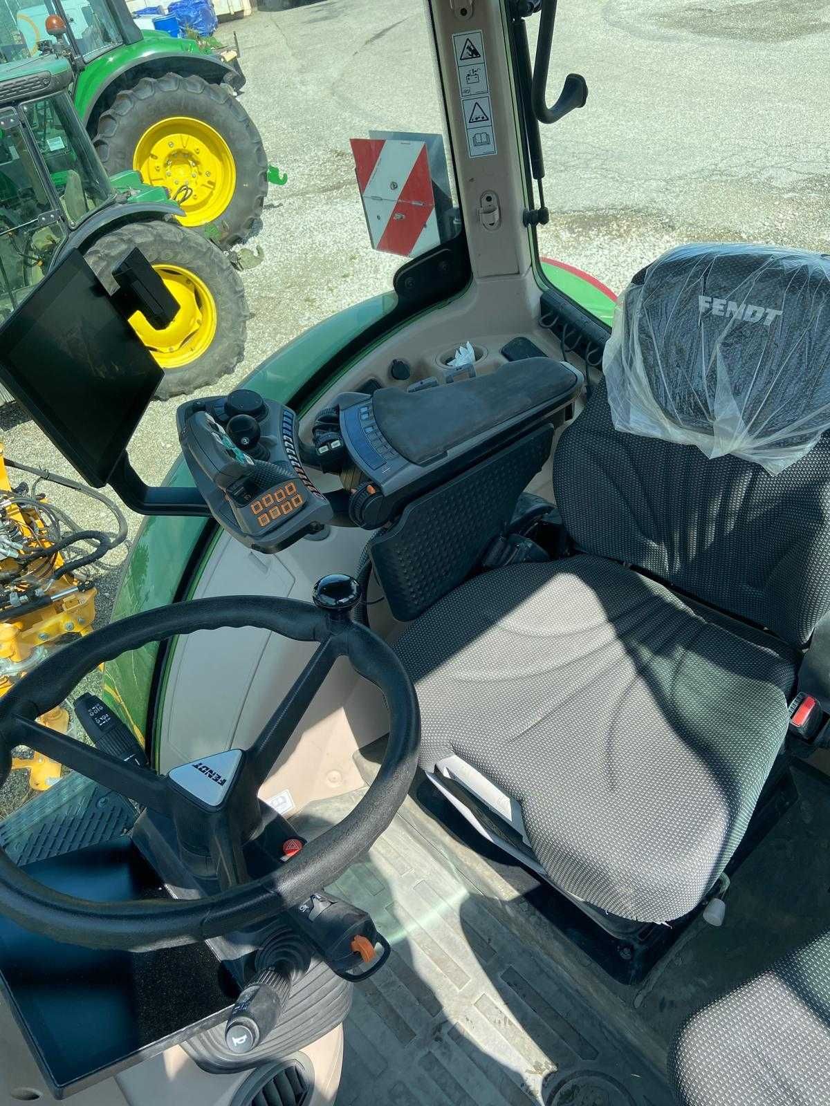 Vand/schimb tractor Fendt Vario 720