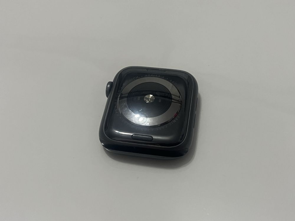 Apple watch 4, 44mm