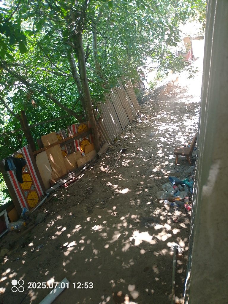 Uy uchastka sotiladi