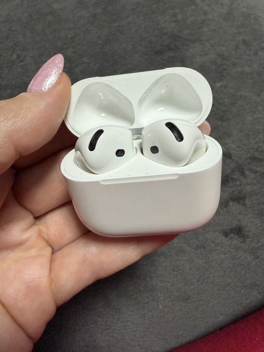 Слушалки AirPods