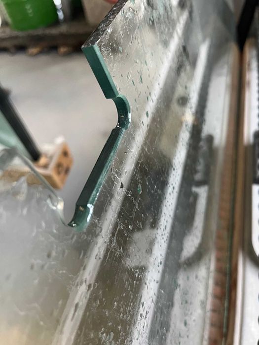 Masina de frezat, decupat si gaurit sticla Zafferani