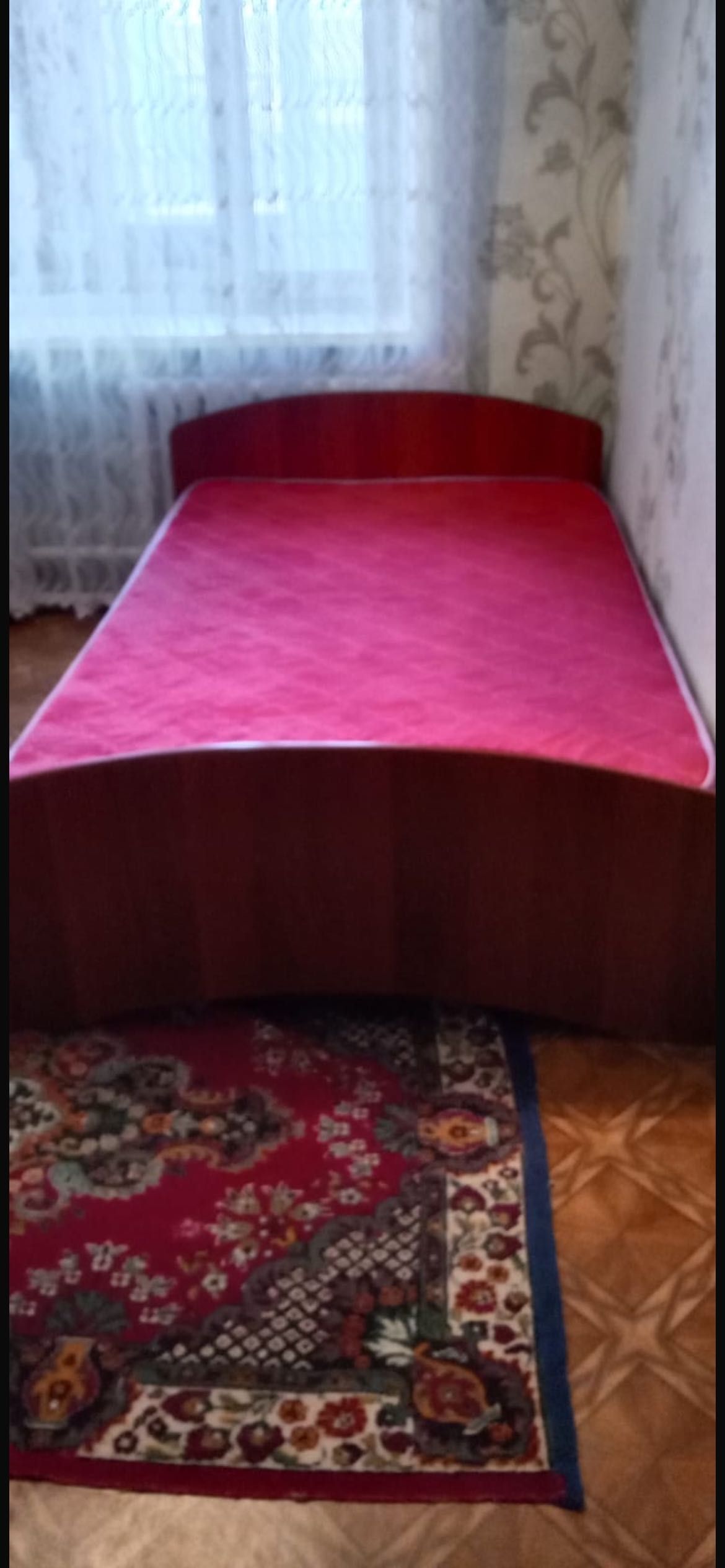 Спальная кроват матрас