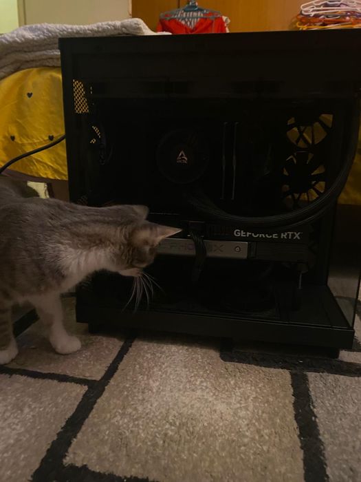 PC Gaming High-End – RTX 5080 / Ryzen 9 9900X / 32GB Ram / 4TB M.2