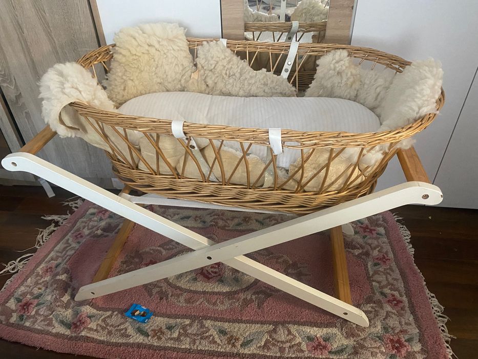 Vand pătut bebe folosit