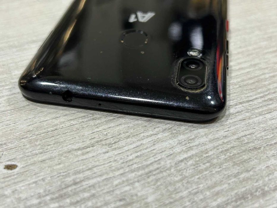 Смартфон A1 Alpha 64 gb 3 ram