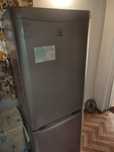 Indesit холодильник