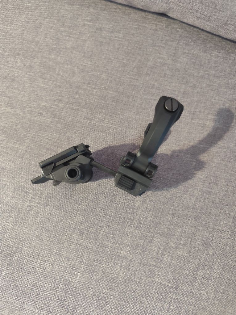 Airsoft night vision holder-стпйка за нощно