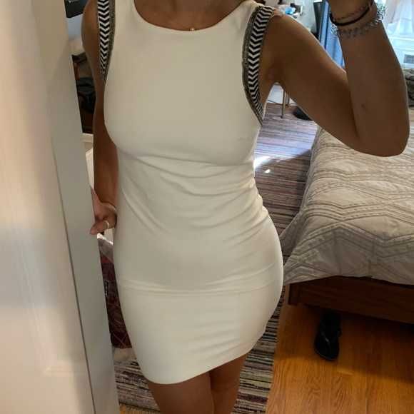 Платье Zara, размер M