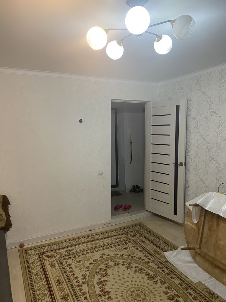 Продам 3 комн квартиру в центре