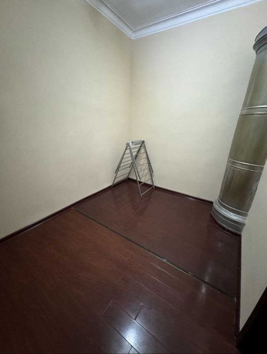 Мирабад 2комната квартира продаётся.Срочно!