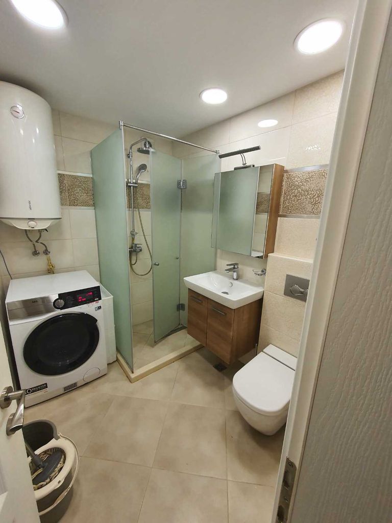 Дава се под наем Тристаен апартамент в Пловдив, Кършияка - 100 кв.м за 600 € - Снимка #5