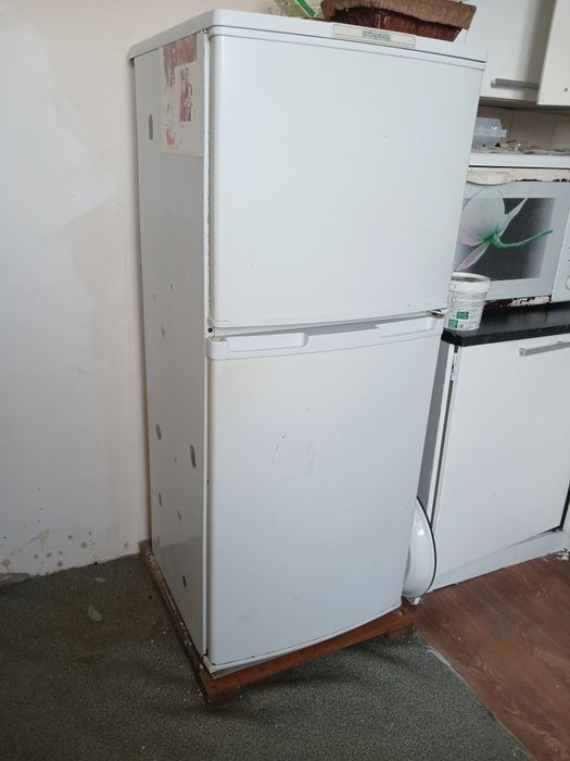 Холодильник бирюса