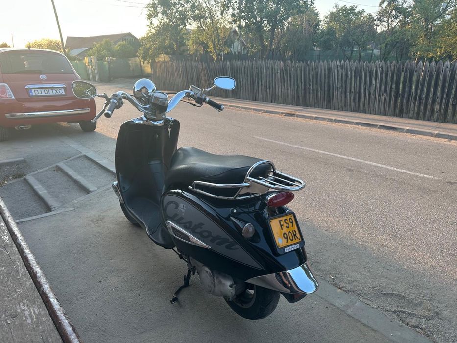 Scuter Aprilia Mojito 49cm