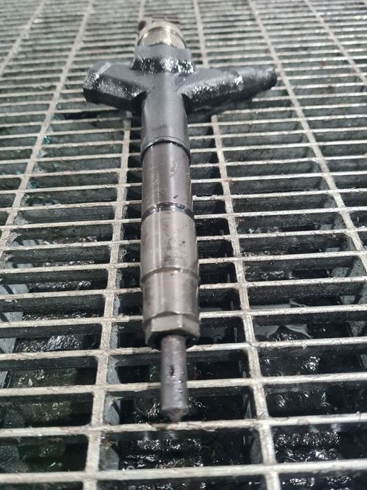 Injector Nissan Pathfinder 2.5 Diesel D40 2004 - 2010 174CP YD25DDTi (922) Diesel D820FFF1