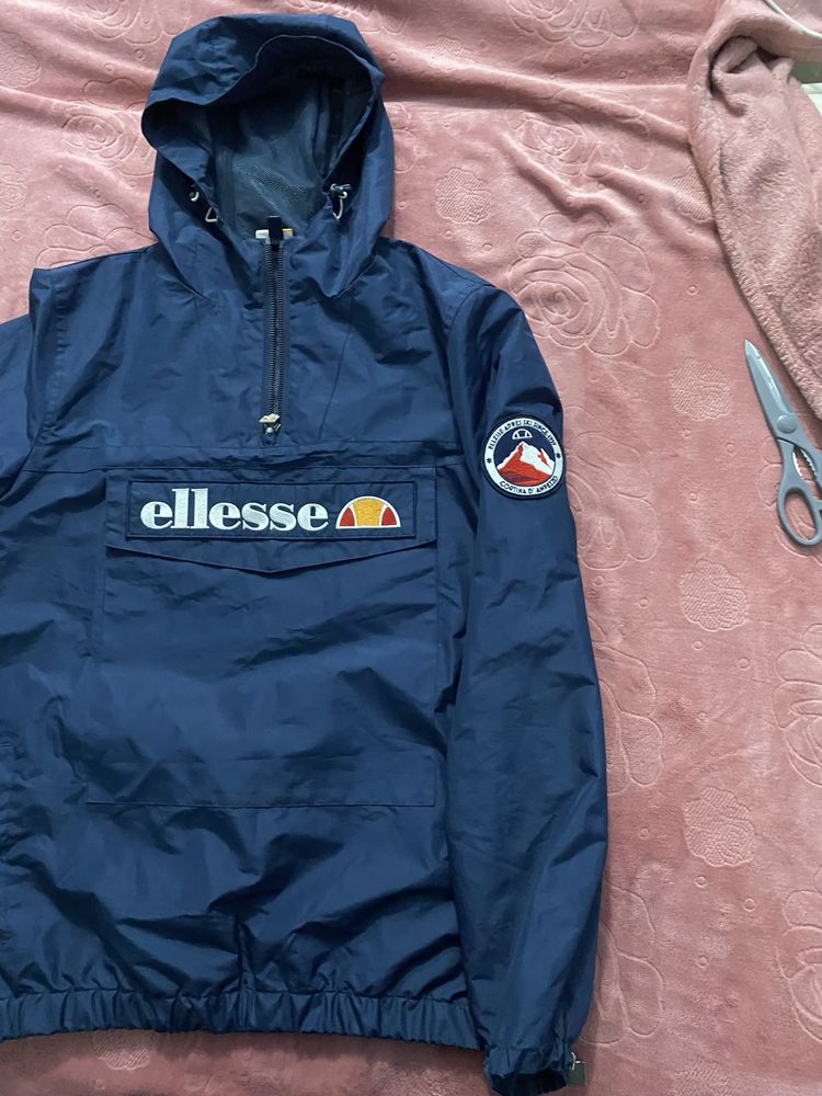 Анорак Ellesse нов