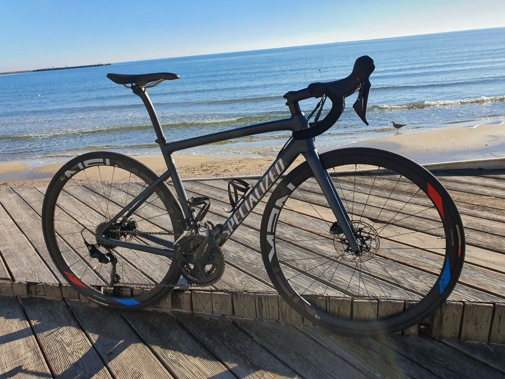 Specialized tarmac sl6 Shimano 105