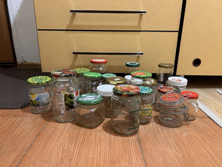 Отдам стеклянные банки