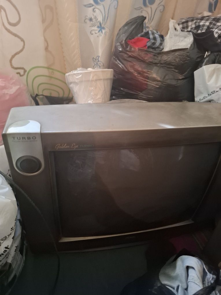 Продам два телевизора