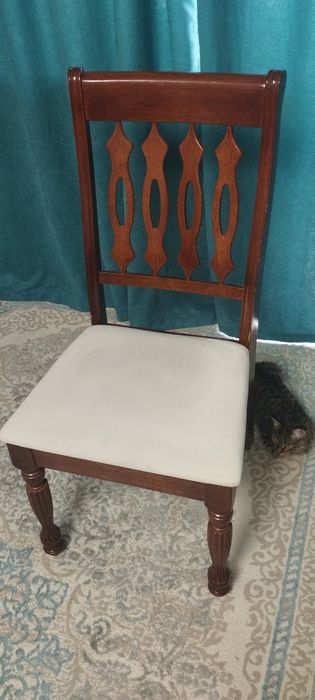 Продам шикарные стулья