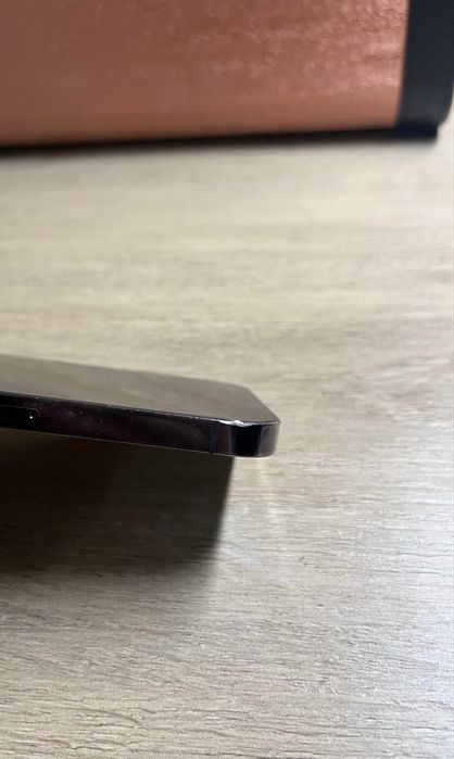 Iphone 14 Pro, deep purple