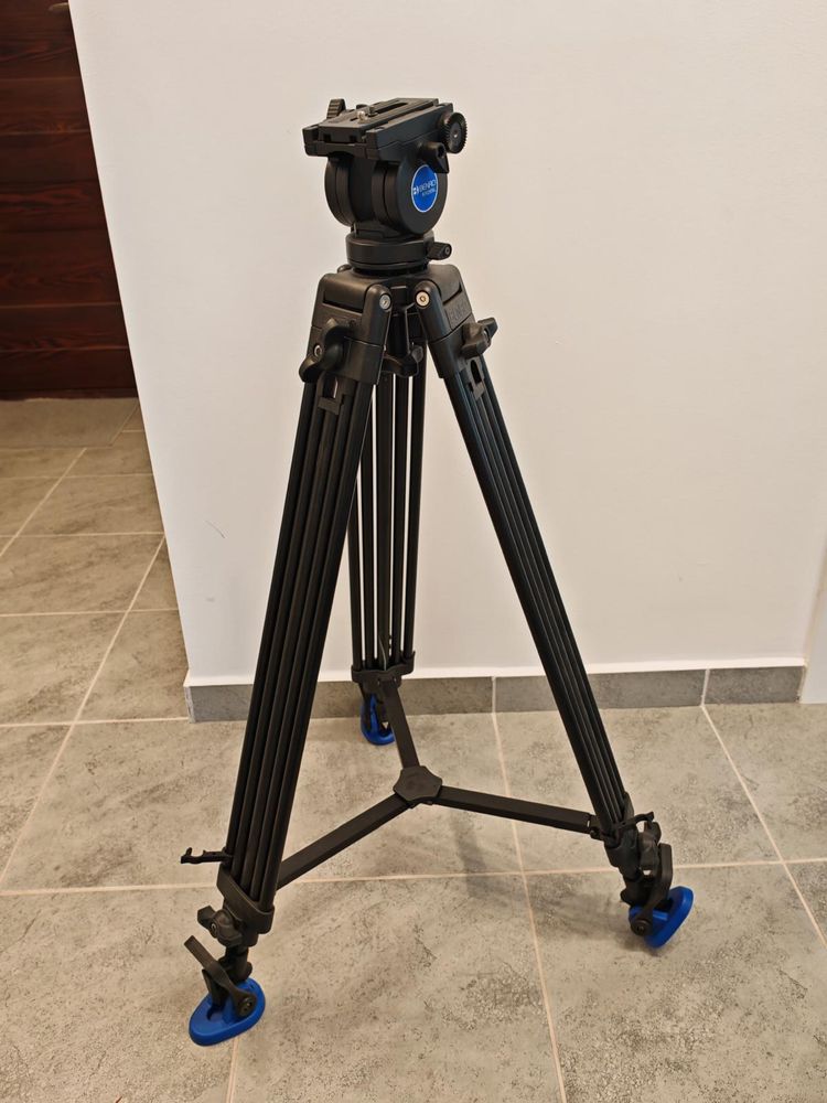 Kit trepied video Benro KH26NL - Stare ca nou