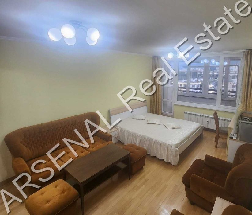 Едностаен апартамент под наем, Гео Милев