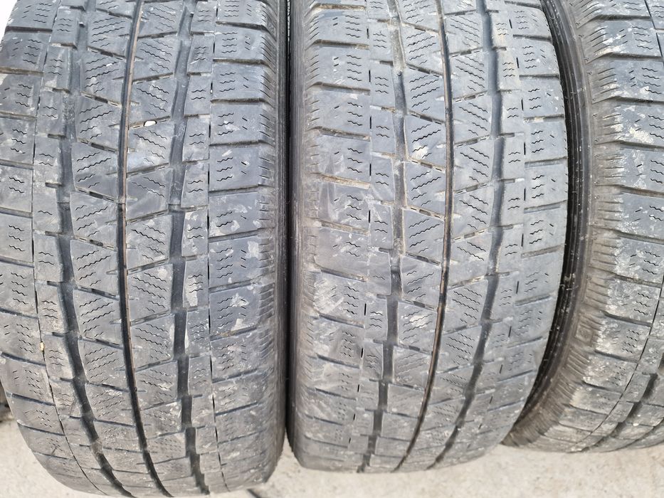 Anvelope 215/60R17C marca Falken, M+S, DOT 2022