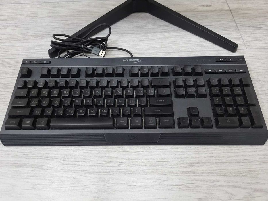 Готовый комплект игровых девайсов + монитор