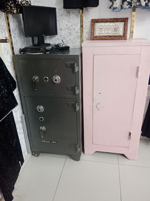 Металлический скиф  продаем за 30000  тенге ,хороши состояние