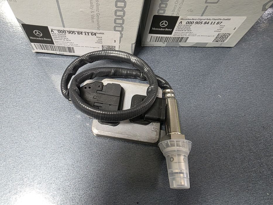 Senzor nox după dpf Mercedes A 000 905 8411