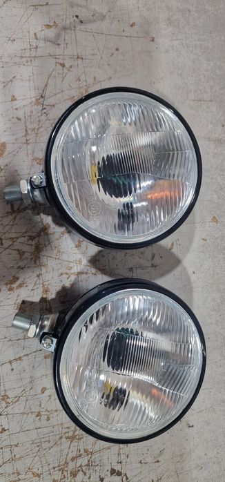 Far stinga dreapta tractor utilaje agricole preț 125 lei bucata din ta