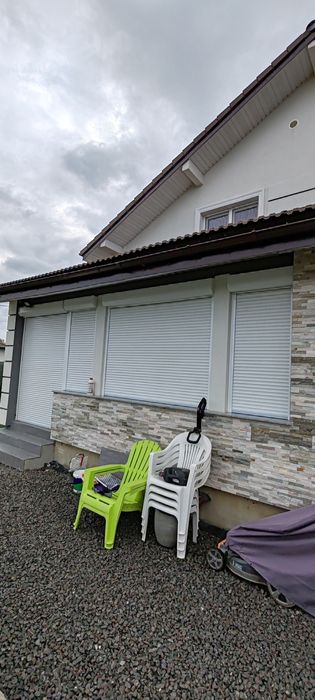 Termopane și Rulouri Exterioare