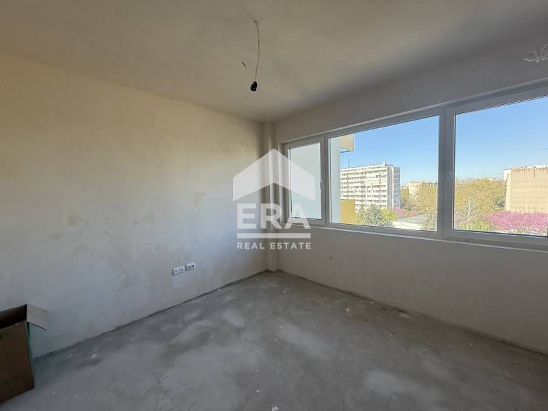 Продава се Тристаен апартамент в Варна, Чайка - 118 кв.м за 2543 €/кв.м - Снимка #10