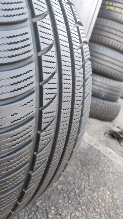 2бр.зимни гуми 225/45/17 Tomket Winter 
dot23
7mm
Добри състояние на г