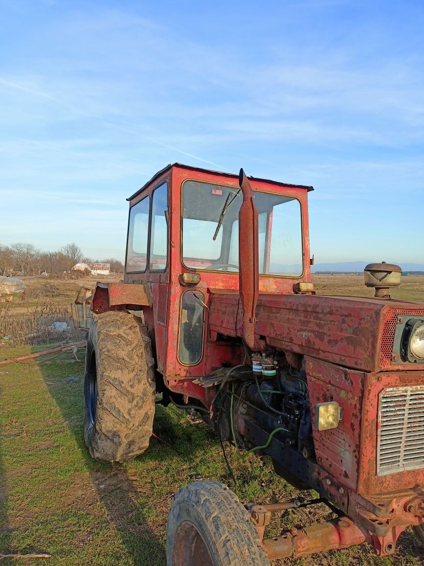 Tractor de vânzare