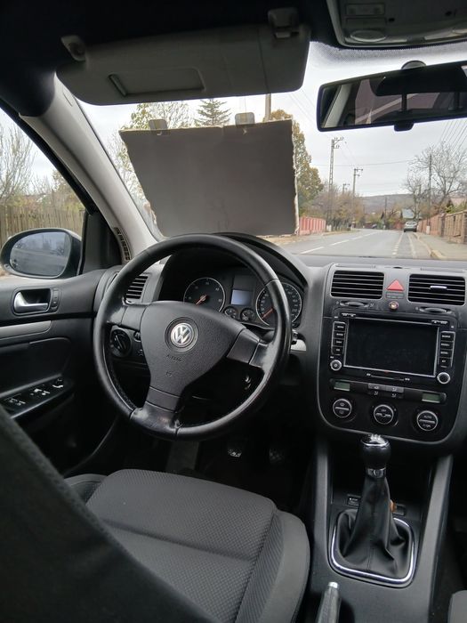 Volswagen Golf V 2.0 TDI 140CP