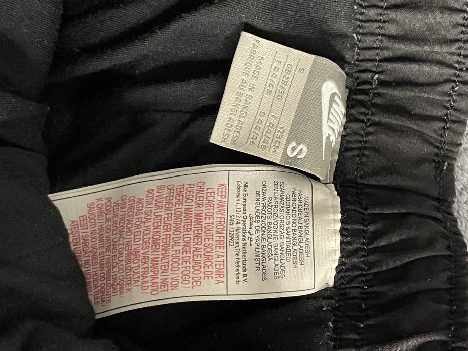 Pantaloni Nike retro marimea s