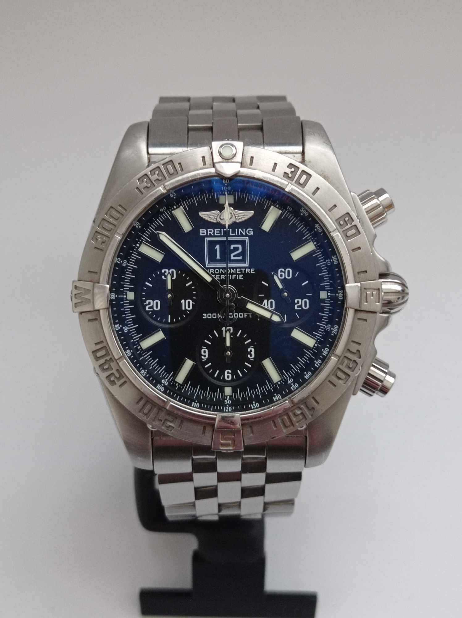 Breitling Chronomat Blackbird 44 Big Date
