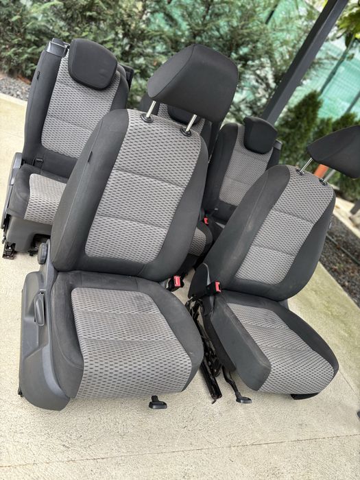 Interior vw Sharan 7N cu 7 locuri + ceturi locul 6\7