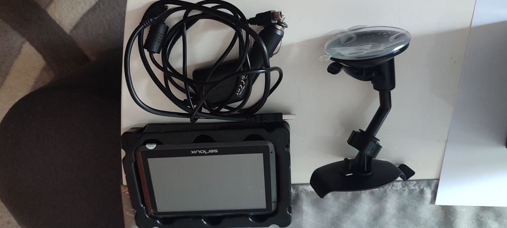 Продавам Навигация Serioux UPQ550T2